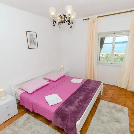 بيت للعطل House Marija *