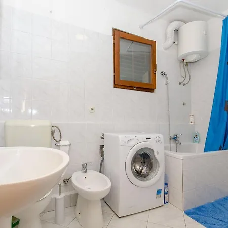 بيت للعطل House Marija Kaštela