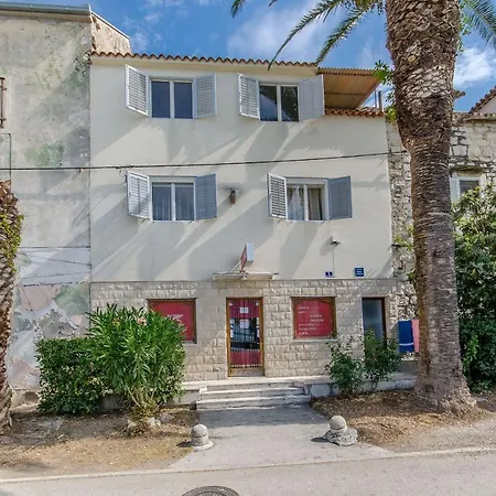 House Marija بيت للعطل